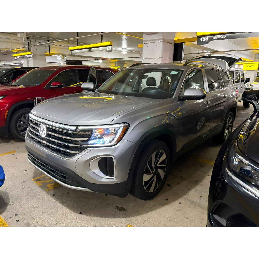 2026 Volkswagen Atlas SE